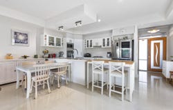 1/11 Rathbone Place, Labrador, Qld 4215