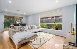 10 Torrens Court, Wattle Grove, NSW 2173