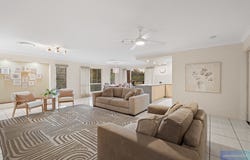 19 Valerie Close, Edens Landing, Qld 4207