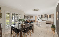 6 Nioka Drive, Highfields, Qld 4352