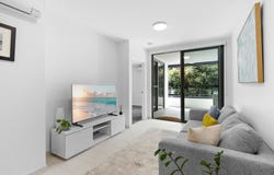 4/18 Sykes Avenue, Innaloo, WA 6018