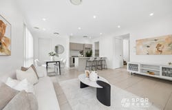 2/15 Signal Street, Werrington, NSW 2747