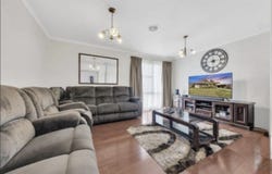 15 Woodburn Crescent, Meadow Heights, Vic 3048