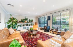 11B Guineviere Court, Castle Hill, NSW 2154