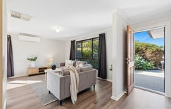 2 Vaughan Close, Woodcroft, SA 5162