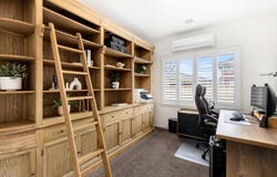 28 Lucas Terrace, Taylors Hill, Vic 3037