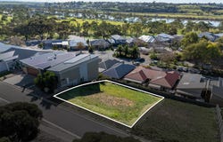 18 Narooma Way, Murray Bridge, SA 5253