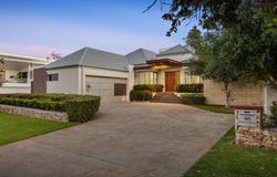 46 Robin Avenue, Sorrento, WA 6020