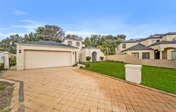 10 Illawarra Crescent, Canning Vale, WA 6155