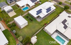 54 Ronaldo Way, Urangan, Qld 4655