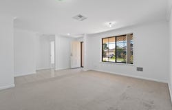 4 Oxenholme Way, Waikiki, WA 6169