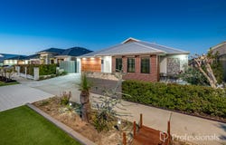 8 Seddon Parade, Alkimos, WA 6038