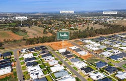 138 Valencia Drive, Gobbagombalin, NSW 2650