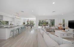 3 Foreshore Avenue, Lake Cathie, NSW 2445