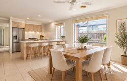 53 Melzak Way, Berwick, Vic 3806