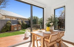 2/4 Yileen Court, Ashwood, Vic 3147