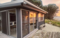 689 West End Road, Leeka, Tas 7255
