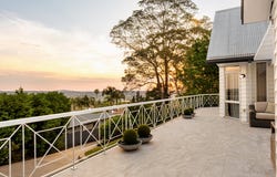 6 Roderic Crt, Mount Lofty, Qld 4350