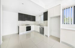 1/190-194 Burnett Street, Mays Hill, NSW 2145