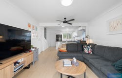 5/129 Castile Crescent, Edens Landing, Qld 4207