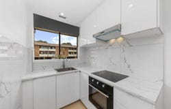 8/30 Springvale Drive, Hawker, ACT 2614