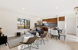 1/37 Clovelly Avenue, Glenroy, Vic 3046
