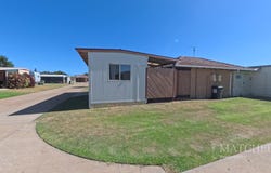 33/123 Point Leander Drive, Port Denison, WA 6525