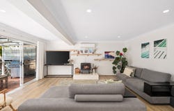 16 Matong Lane, Avoca Beach, NSW 2251