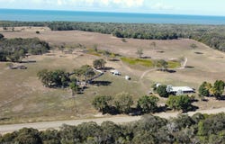 380 Fingerfield Road, Rules Beach, Qld 4674