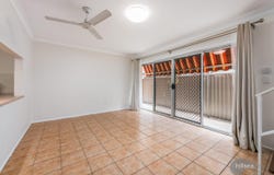 3/18 Central Street, Labrador, Qld 4215