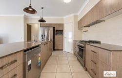 84 Fairway Drive, Kensington Grove, Qld 4341