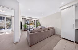 206/5 Sandbelt Close, Heatherton, Vic 3202