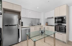 802/95 Linton Street, Kangaroo Point, Qld 4169