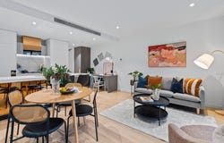 302/8 Bowen Crescent, Melbourne, Vic 3004