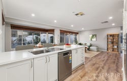 3b Curlew Way, Yangebup, WA 6164