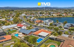 18 Silvabank Drive, Varsity Lakes, Qld 4227