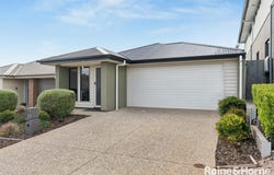 16 Wolsten Drive, Blakeview, SA 5114