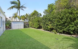 2 Sumatra Court, Kawana Island, Qld 4575