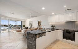 203/13 Nicklin Way, Minyama, Qld 4575