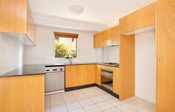 2/11 Berwick Street, Coogee, NSW 2034