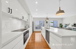 27 Monterey Bay Drive, Sanctuary Lakes, Vic 3030