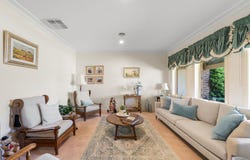 6 Sittella Drive, Berwick, Vic 3806