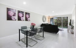 E11/1 Great Hall Drive, Miami, Qld 4220