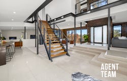 2 Menzel Crescent, Dunlop, ACT 2615