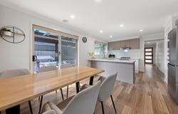 128 Windermere Boulevard, Pakenham, Vic 3810
