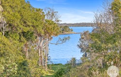 13 Kent Gardens, Soldiers Point, NSW 2317