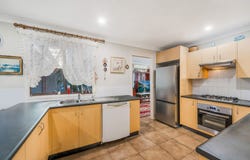 29 Whitlam Avenue, Edensor Park, NSW 2176