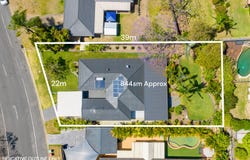 15 Michelmore Road, Carrara, Qld 4211