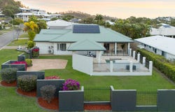 17 Minaret Way, Mount Louisa, Qld 4814