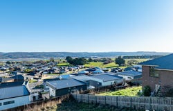 37 Roberts Crescent, Newnham, Tas 7248